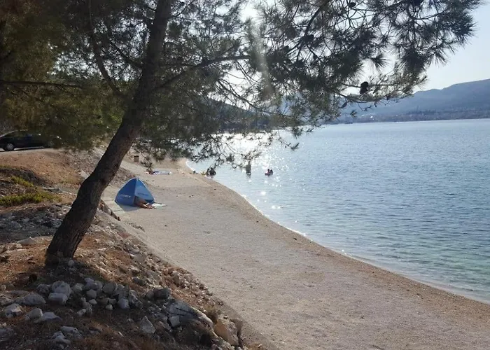Mastrinka By The Sea -10m 트로기르