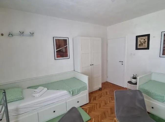 Mastrinka By The Sea -10m Appartement *