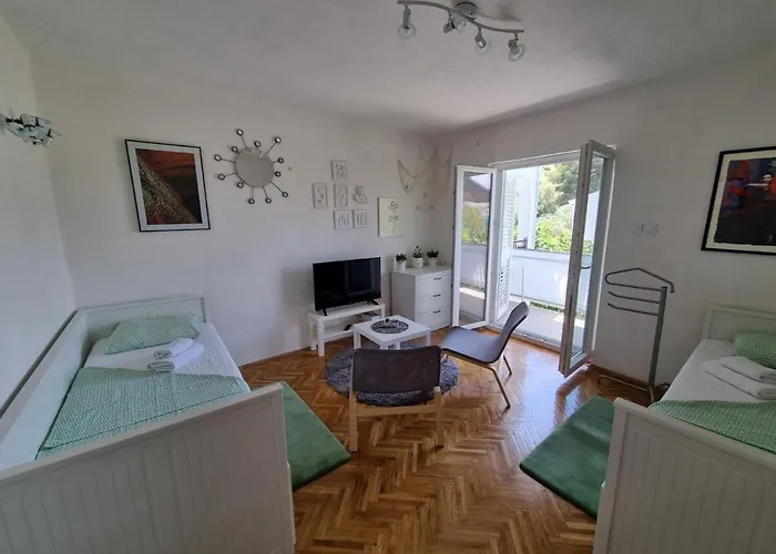 Mastrinka By The Sea -10m