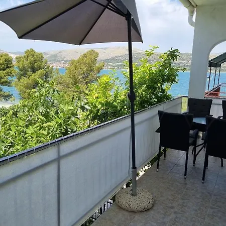 Appartement Mastrinka By The Sea -10m Trogir